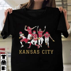 Kansas City Chiefs T Shirt Super Bowl Birthday Christmas Gift For Football Fans - Bluefink
