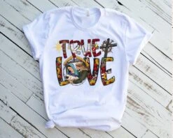 Love True Christmas T-Shirt - Bethlehem Nativity Miracle Jesus Design - Bluefink