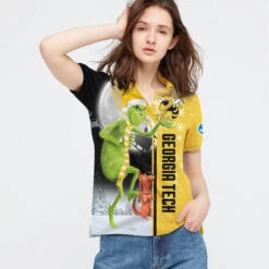 Personalized Funny Christmas The Grinch Georgia Tech Yellow Jackets NCAA I Hate Morning People Polo Shirt - Bluefink -CozyHomeStore Personalized Funny Christmas The Grinch Georgia Tech Yellow Jackets NCAA I Hate Morning People Polo Shirt 2